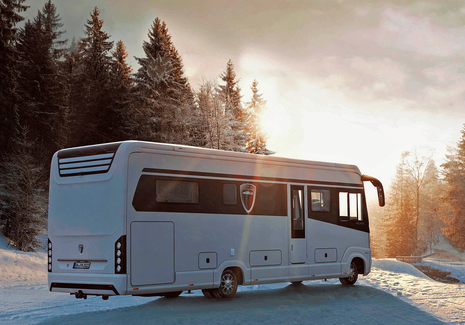 Reisemobil-Morelo-Palace-außen